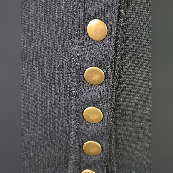 Color Story Black Snap Button V-Neck Cardigan Sweater Size Small Lightweight - Picture 8 of 8